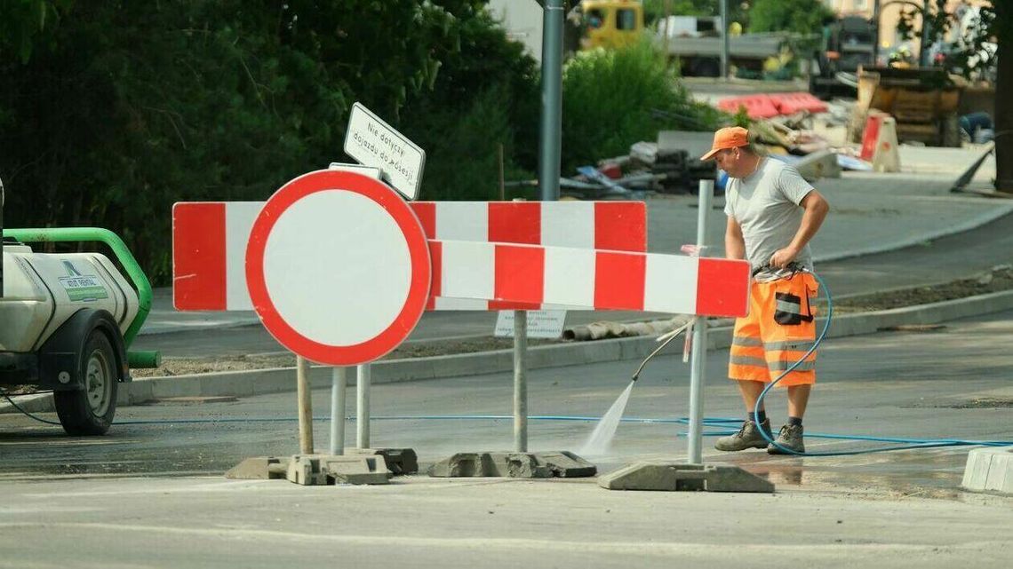 Zamkną część Alej Racławickich