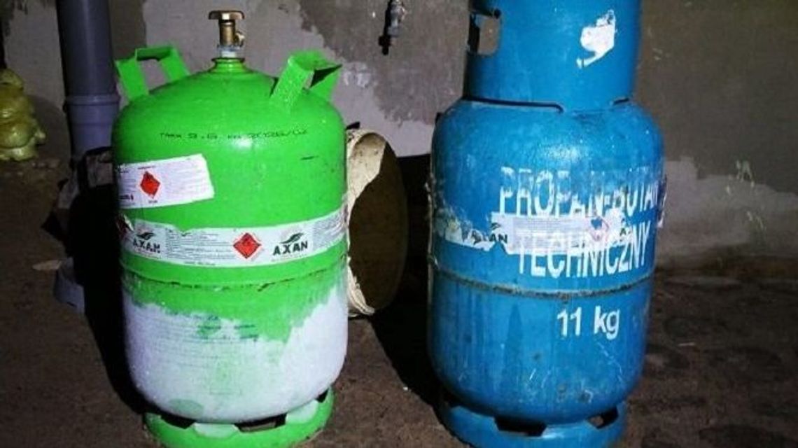 Zamknął się w domu z dwiema butlami gazowymi. Groził, że wysadzi w powietrze cały budynek
