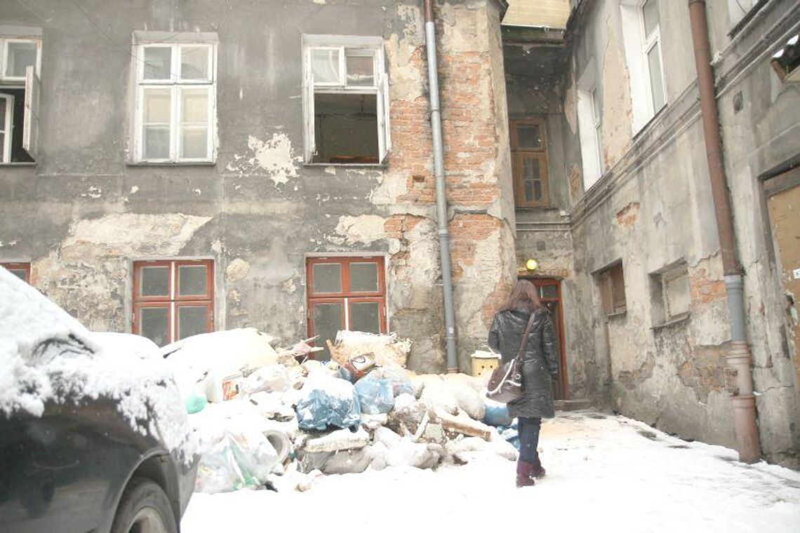 Zamojska: Brakuje na remont, bo lokatorzy nie płacą Zamojska: Brakuje na remont, bo lokatorzy nie płacą