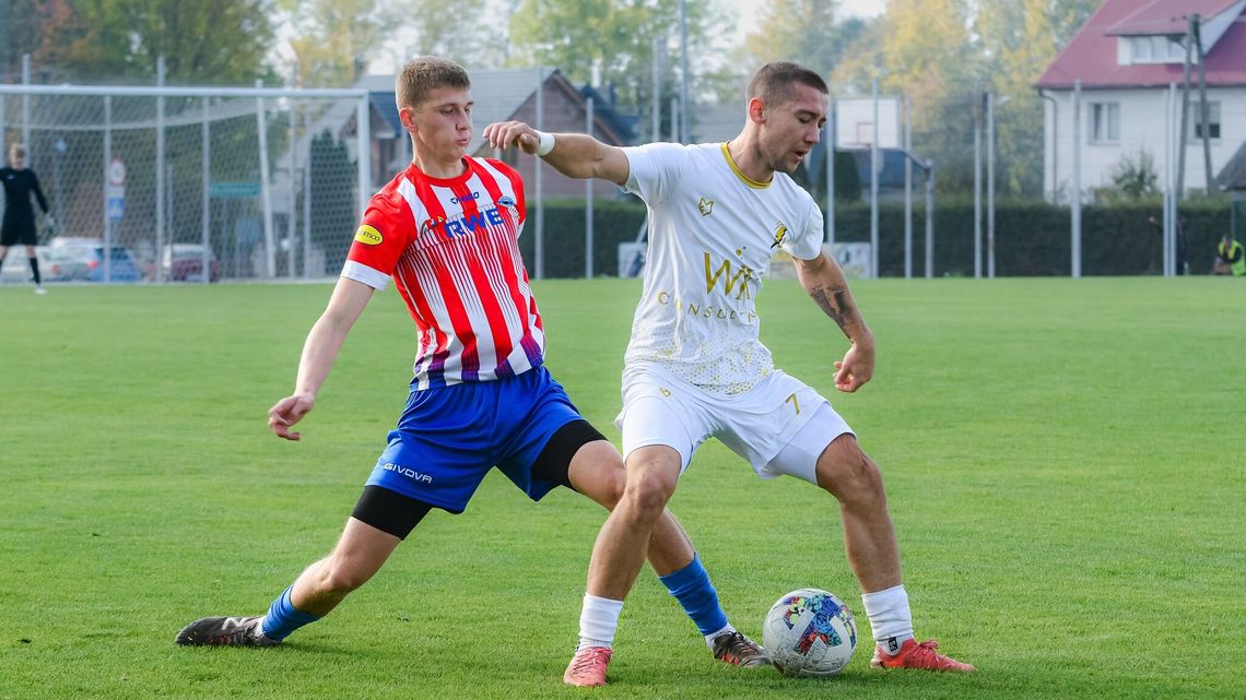 Zamojska klasa okręgowa. Grom Różaniec na autostradzie do awansu Zamojska klasa okręgowa. Grom Różaniec na autostradzie do awansu