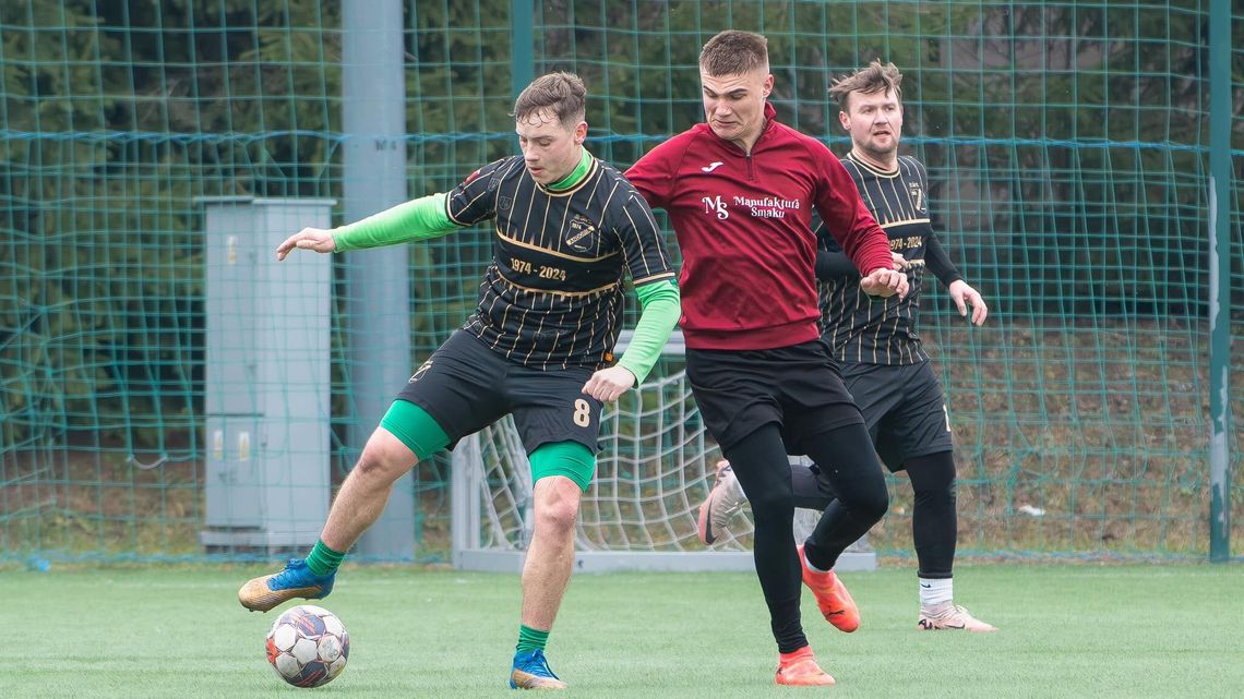 Zamojska klasa okręgowa. Jedni ostro strzelają, inni muszą pracować nad defensywą Zamojska klasa okręgowa. Jedni ostro strzelają, inni muszą pracować nad defensywą