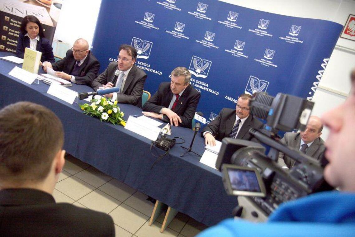 Zamojska szkoła w konsorcjum. Wsparcie dla absolwentów