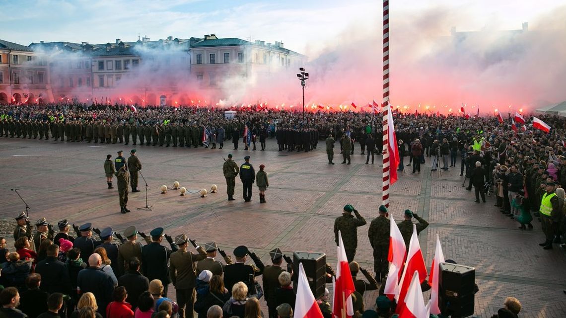 Zamojski Marsz Niepodległości. 100. rocznica odzyskania niepodległości przez Polskę [zdjęcia]