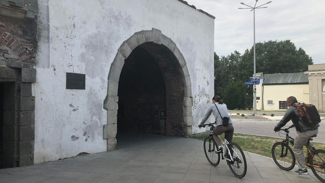 Zamość: Do dwóch razy sztuka. Brama Lwowska przejdzie remont