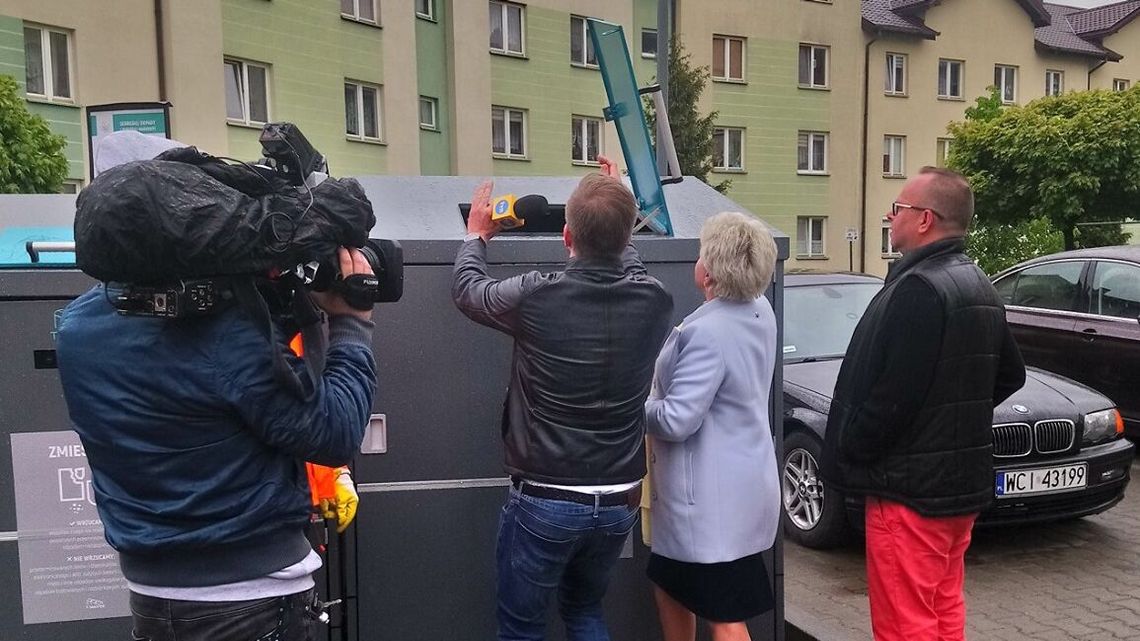 Zamość eksperymentuje ze śmieciami. Inteligentne pojemniki i kody QR