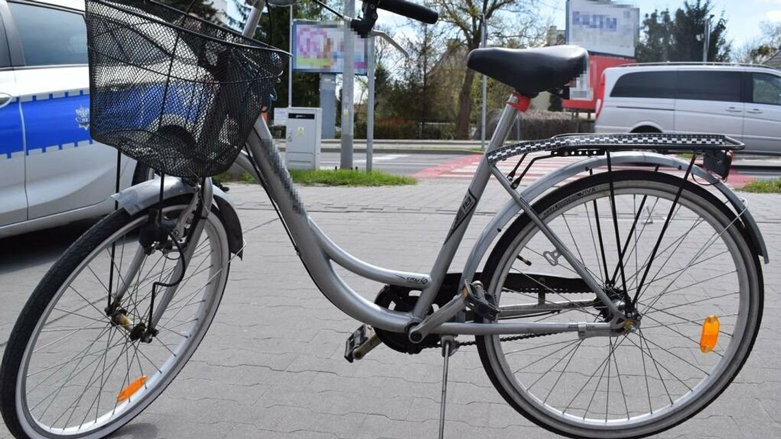 Zamość. Groźne zderzenie rowerzystów. Jedna osoba w szpitalu Zamość. Groźne zderzenie rowerzystów. Jedna osoba w szpitalu