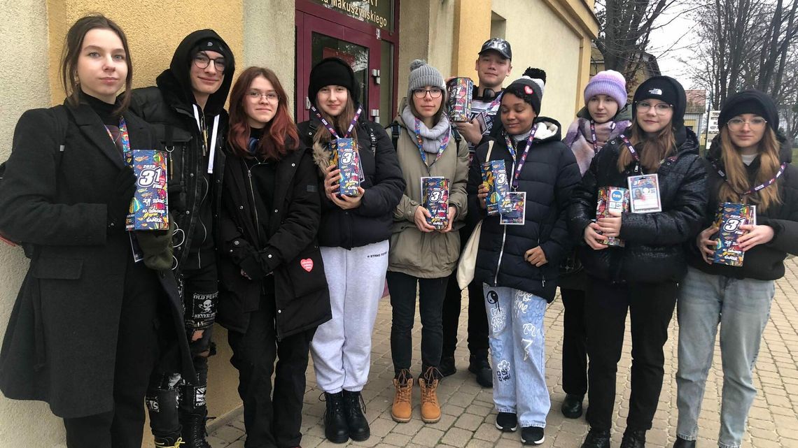 Zamość już gra dla WOŚP. Wolontariusze wyszli na ulice Zamość już gra dla WOŚP. Wolontariusze wyszli na ulice