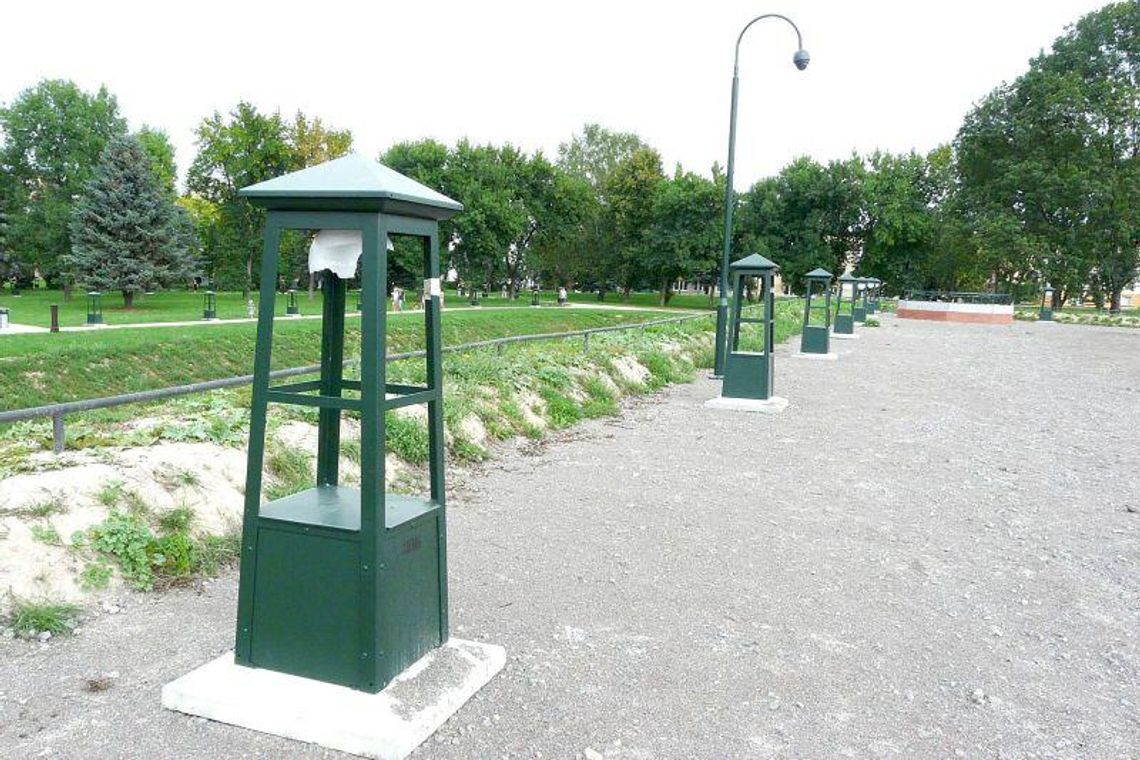 Zamość: Latarnie to łatwy cel dla wandali