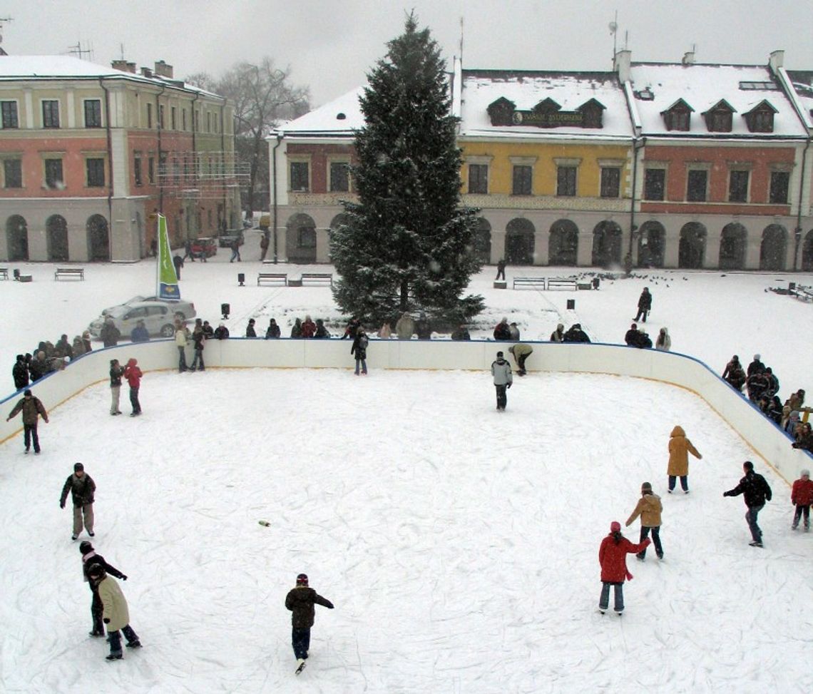 Zamość: Lodowisko przy Ratuszu (godziny otwarcia, ceny)
