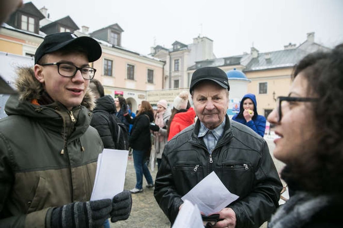 Zamość: Młodzi rozmawiają z Sybirakami [zdjęcia]
