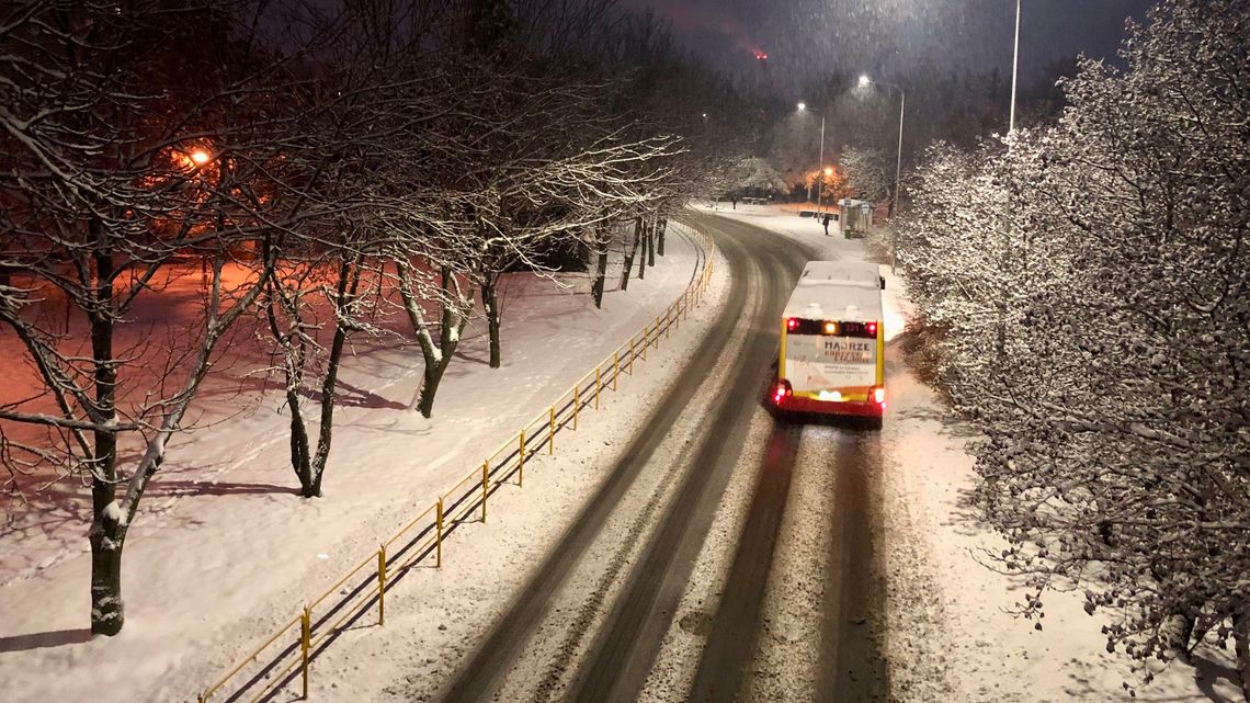 Zamość pod śniegiem. Drogowcy: Nie daliśmy się zaskoczyć