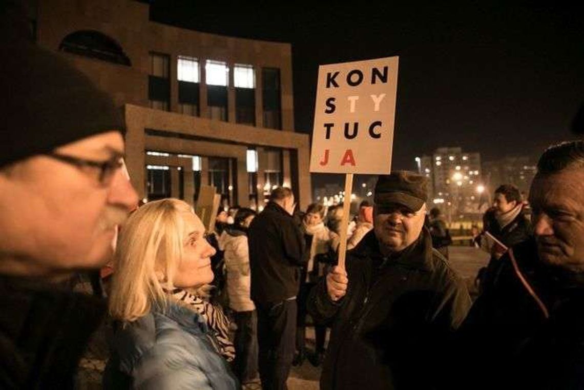 Zamość: Przeciwko zmianom w ordynacji wyborczej i sądach