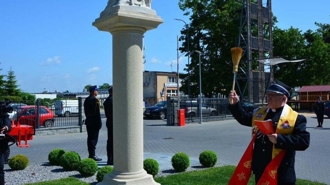 Zamość. Święty wyrzeźbiony i poświęcony. Stanął na strażacki jubileusz