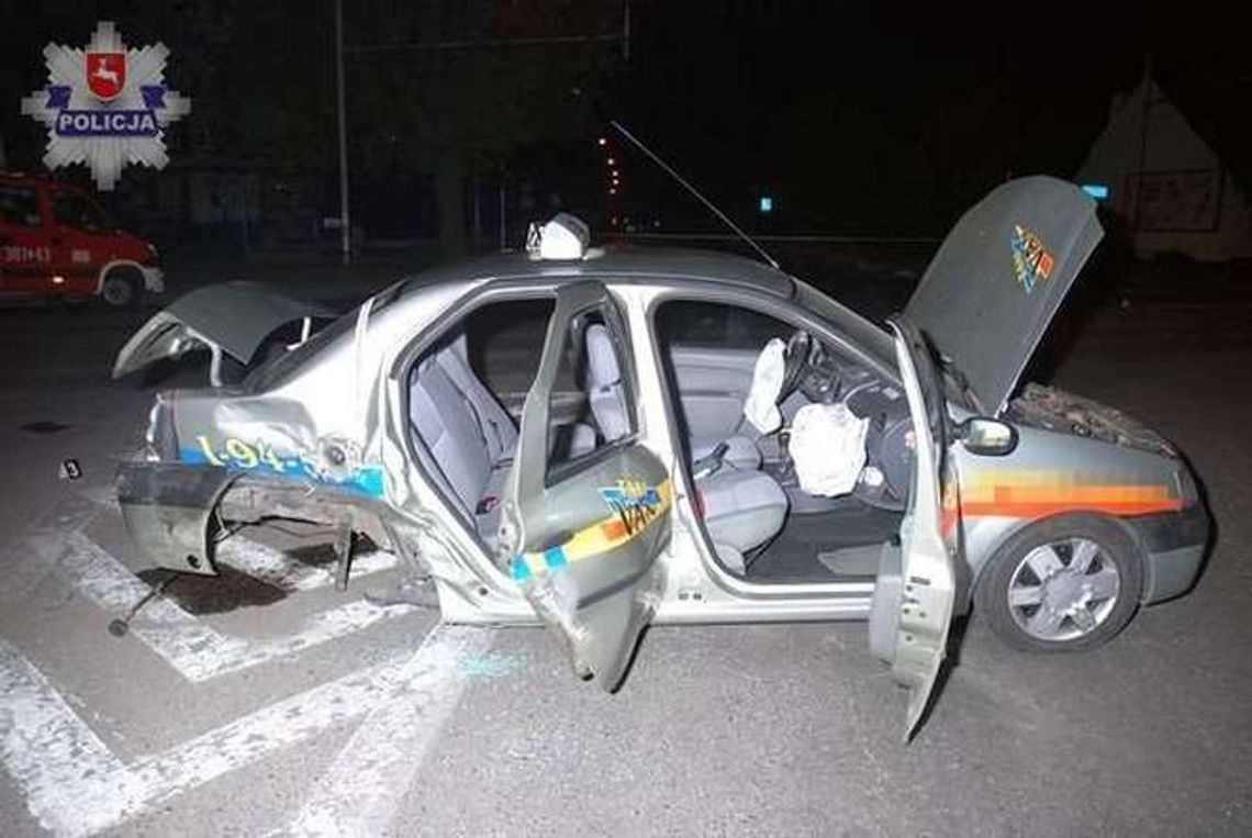 Zamość: Taksówkarz doprowadził do wypadku
