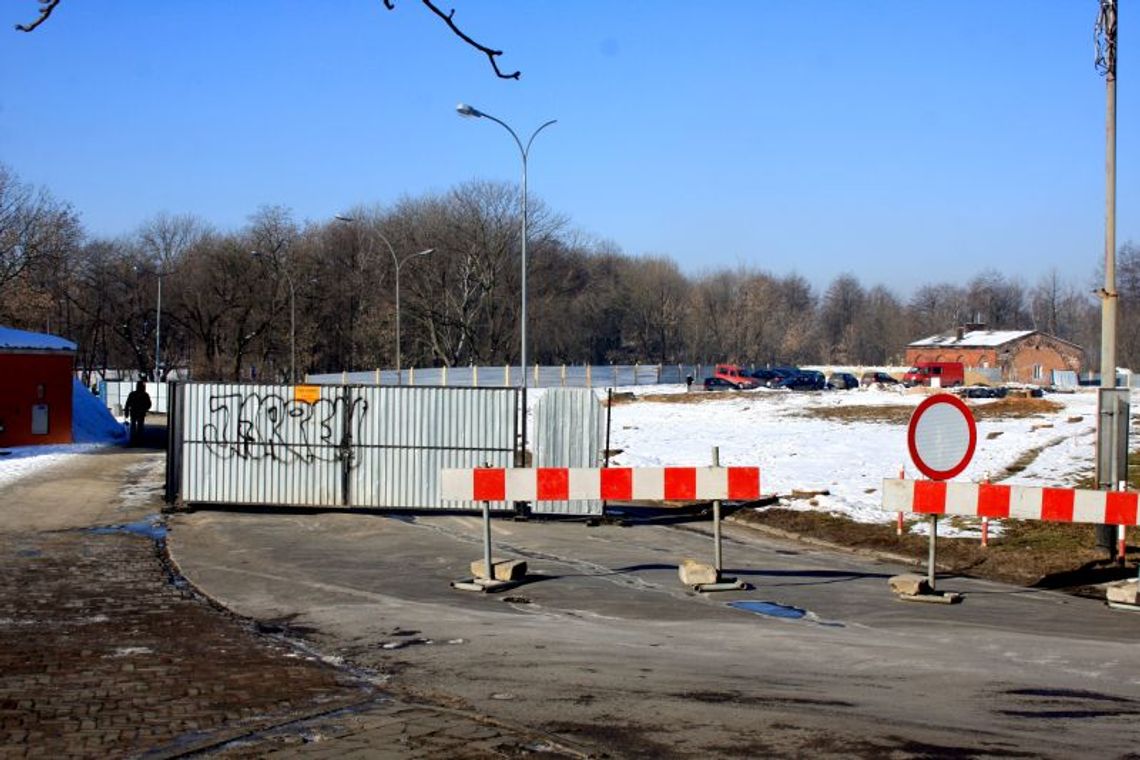 Zamość: Utrudnienia w ruchu. Zamknięto ulicę Akademicką