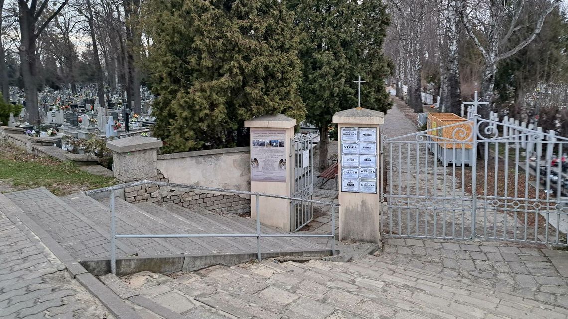 Zamość. Zrzutka na cmentarz. To apel nie tylko do parafian Zamość. Zrzutka na cmentarz. To apel nie tylko do parafian