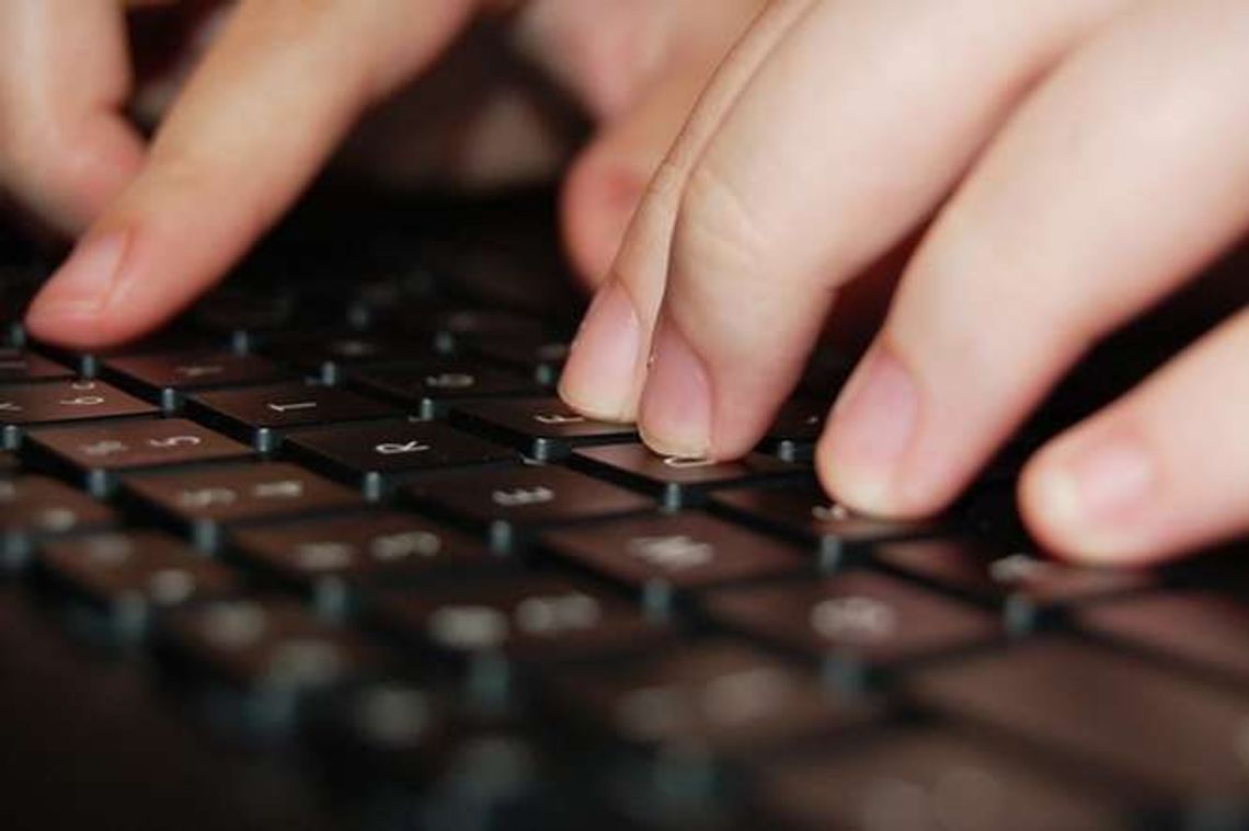 Zamówiła prezent przez internet, dostała chusteczki