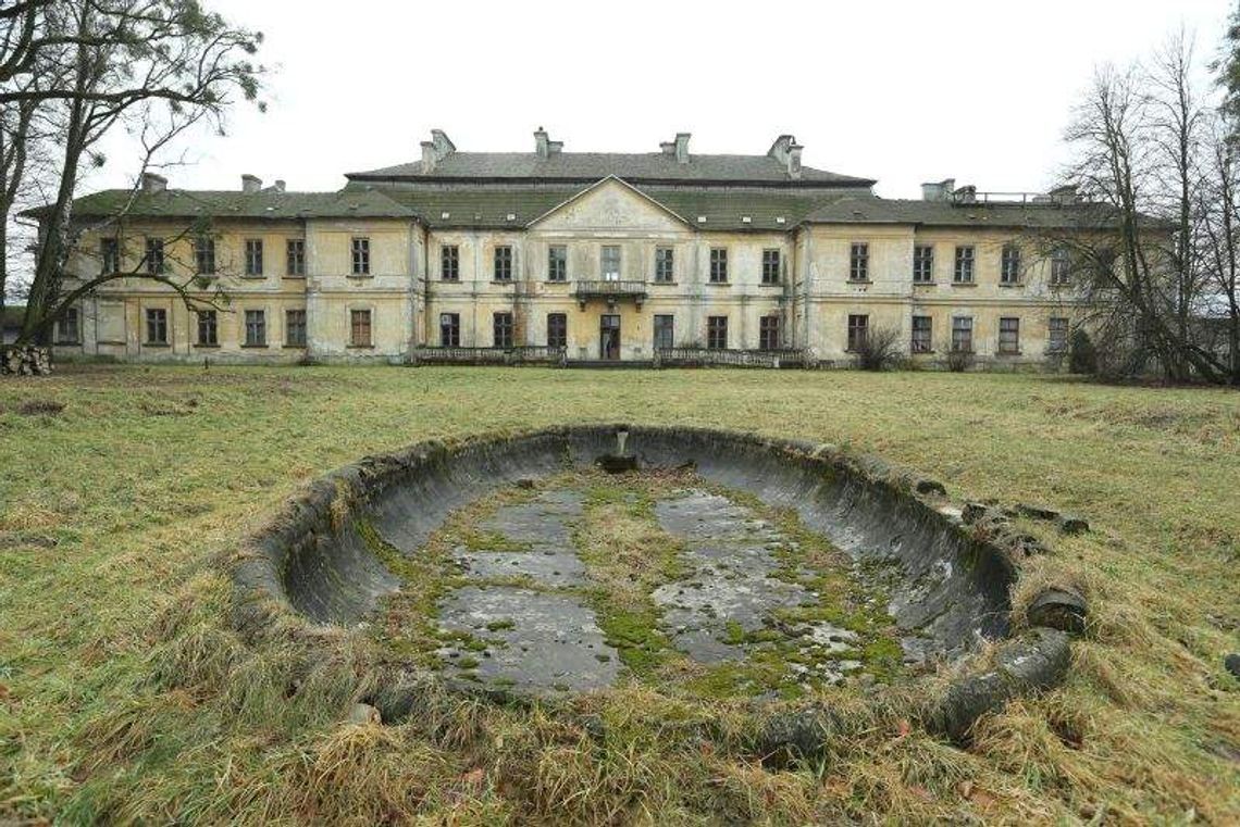 Zamoyscy będą walczyć w sądzie o pałac Klemensów