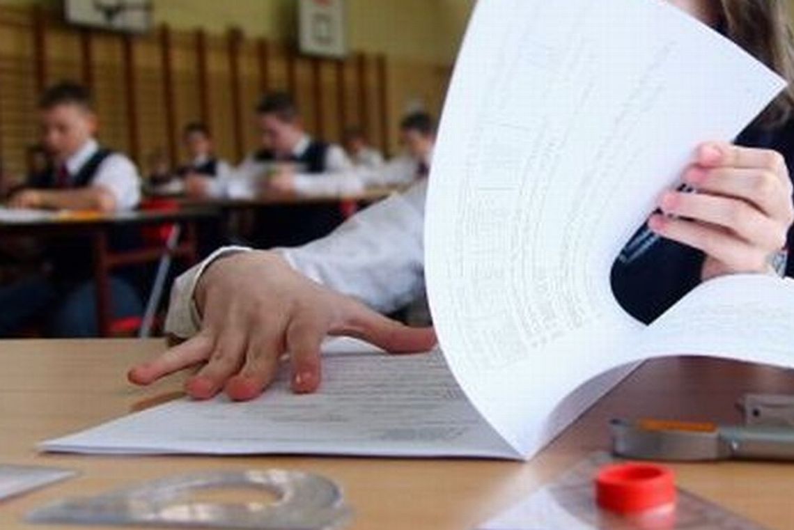 Zamykają szkoły, bo nie ma kogo uczyć Zamykają szkoły, bo nie ma kogo uczyć