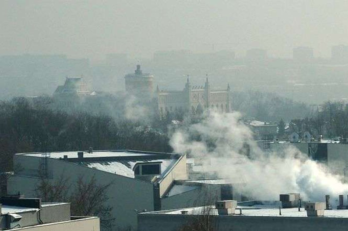 Zanim Lublin się udusi. Akcja ma dotrzeć do osób, które palą w piecach na węgiel Zanim Lublin się udusi. Akcja ma dotrzeć do osób, które palą w piecach na węgiel