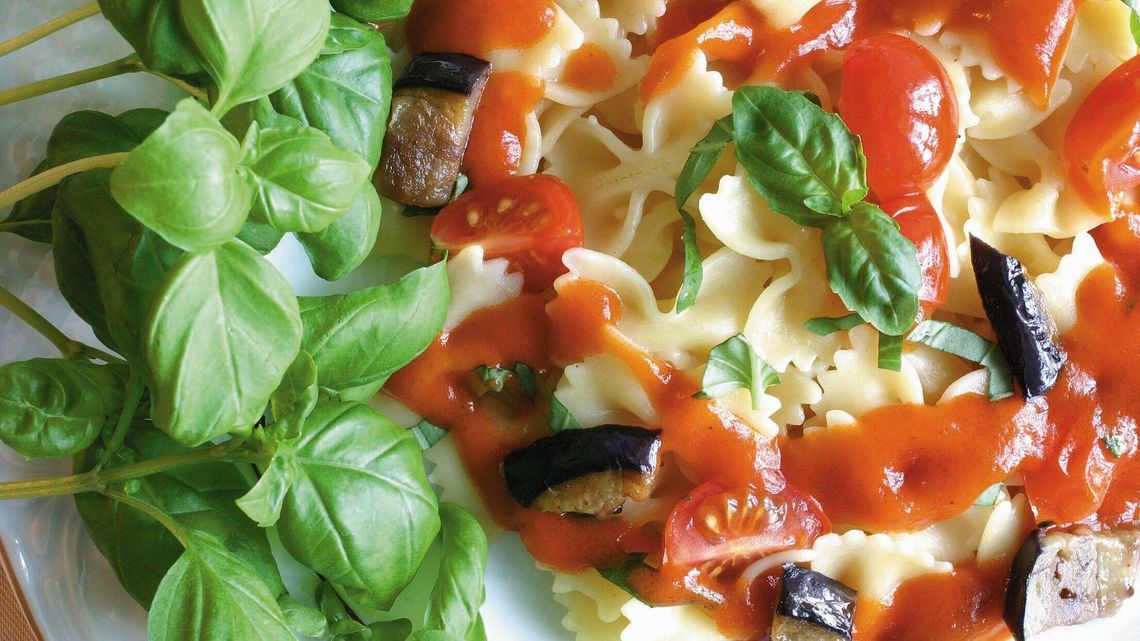 Zanim przyjdzie wiosna. Wyjątkowe przepisy (nie tylko) na niedzielny obiad Zanim przyjdzie wiosna. Wyjątkowe przepisy (nie tylko) na niedzielny obiad