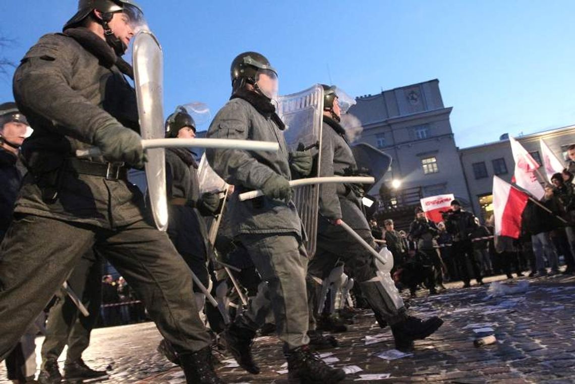 Zapal Światło Wolności o 19:30 Zapal Światło Wolności o 19:30