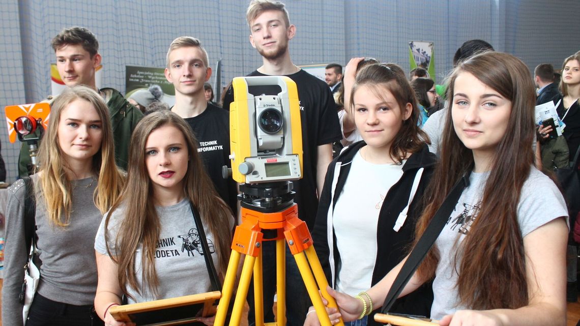 Zapraszają młodzież na Dzień Kariery Zawodowej Zapraszają młodzież na Dzień Kariery Zawodowej