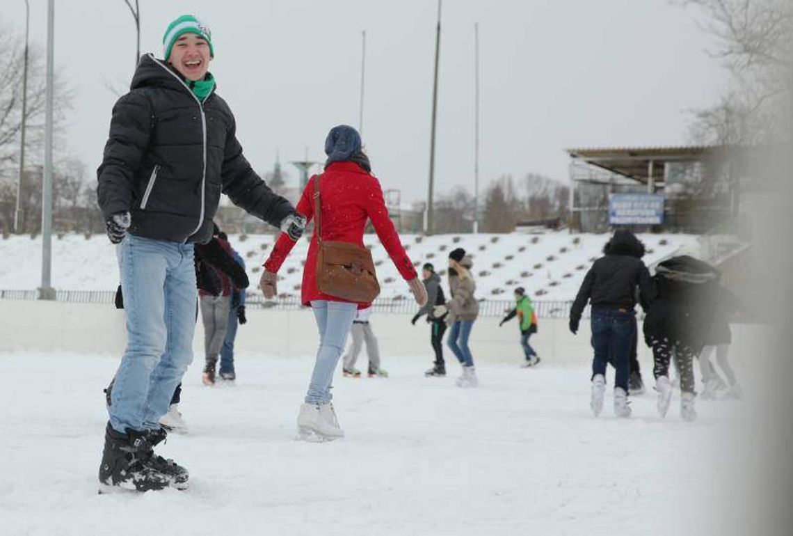 Zaraz nam zamkną ostatnie lodowisko