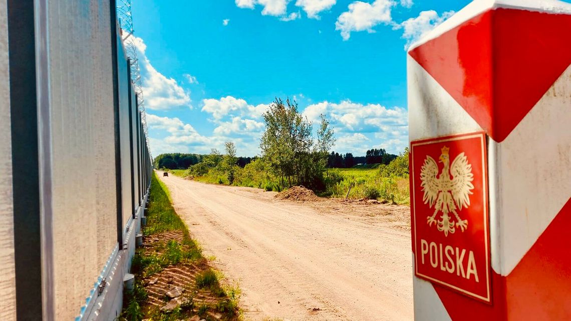 Zarzuty za przemyt ludzi. Zabierali imigrantów z Iraku i Iranu z białoruskiej granicy