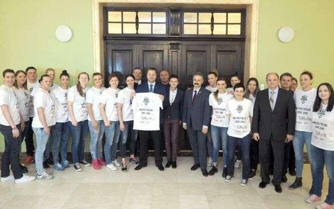 Zasłużone gratulacje dla MKS Selgros Lublin