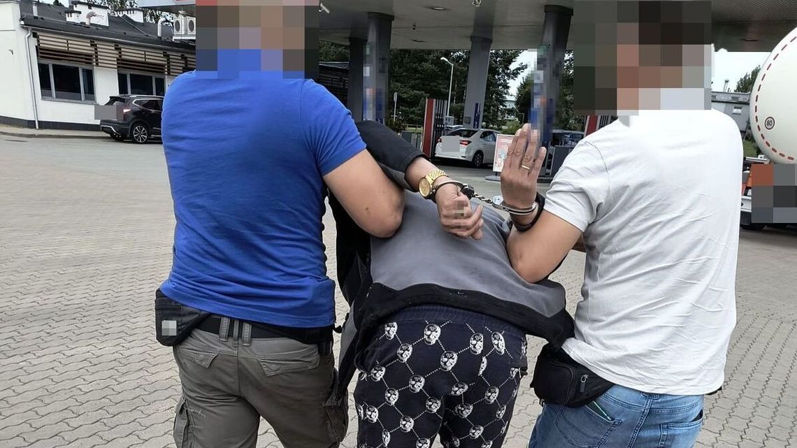 Zatrzymali poszukiwanego od lat. Wpadł na stacji