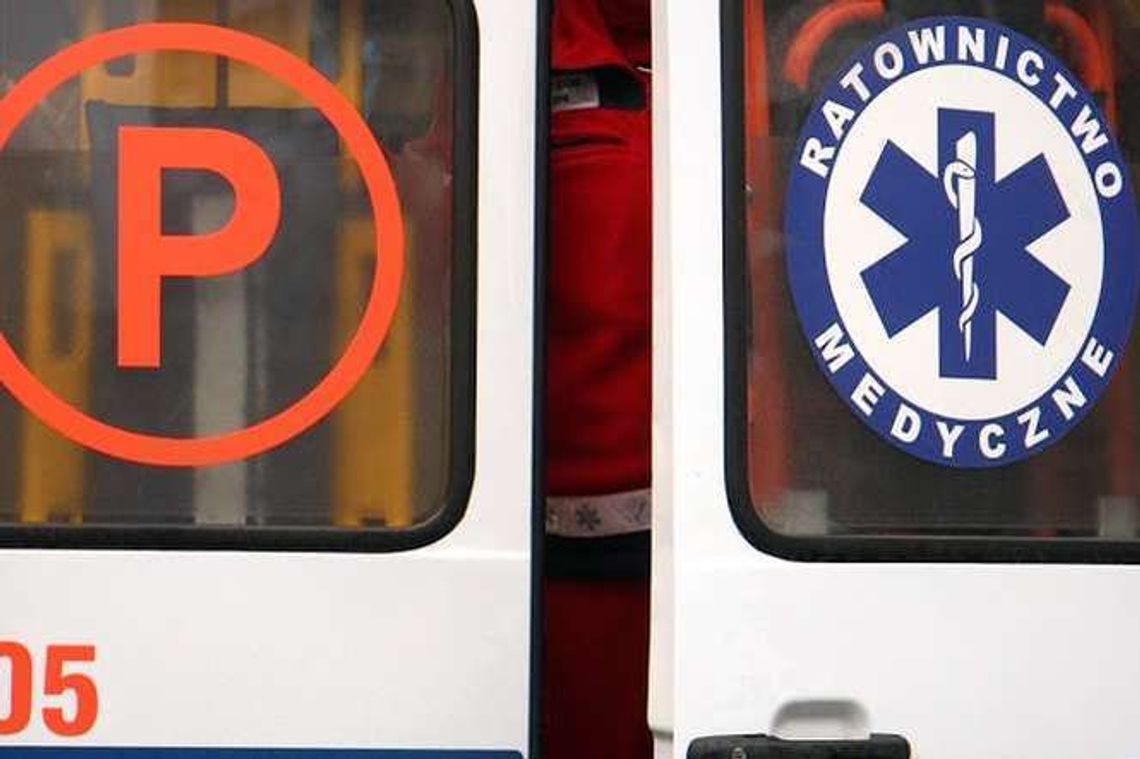 Zatrzymali się tylko na chwilę. 3-latek sam wysiadł z samochodu, wprost pod inne auto