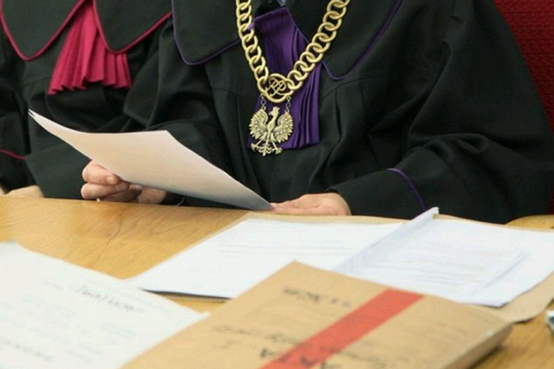 Zawiązała mężowi pętlę na szyi i udusiła. 15 lat więzienia dla 40-latki