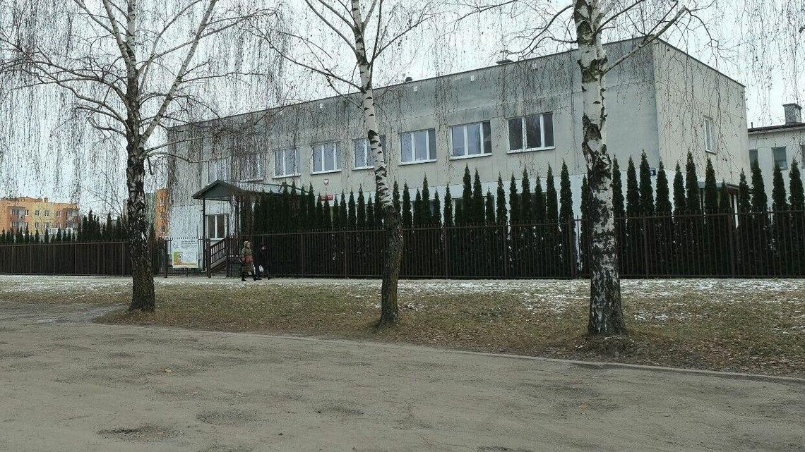 Zawiedzione nadzieje rodziców z Rycerskiej. Hali jaką sobie wymarzyli nie będzie