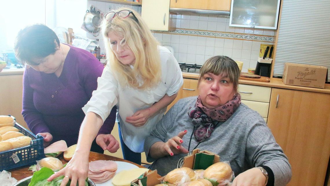 Zawieszają paragony, żeby nakarmić uchodźców z Ukrainy