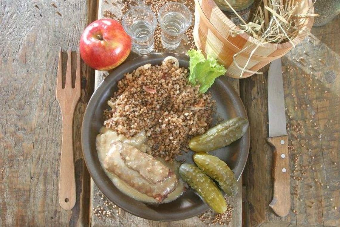 Zawijane, duszone i z kapustą. Zrazy to danie z tradycją (przepisy)