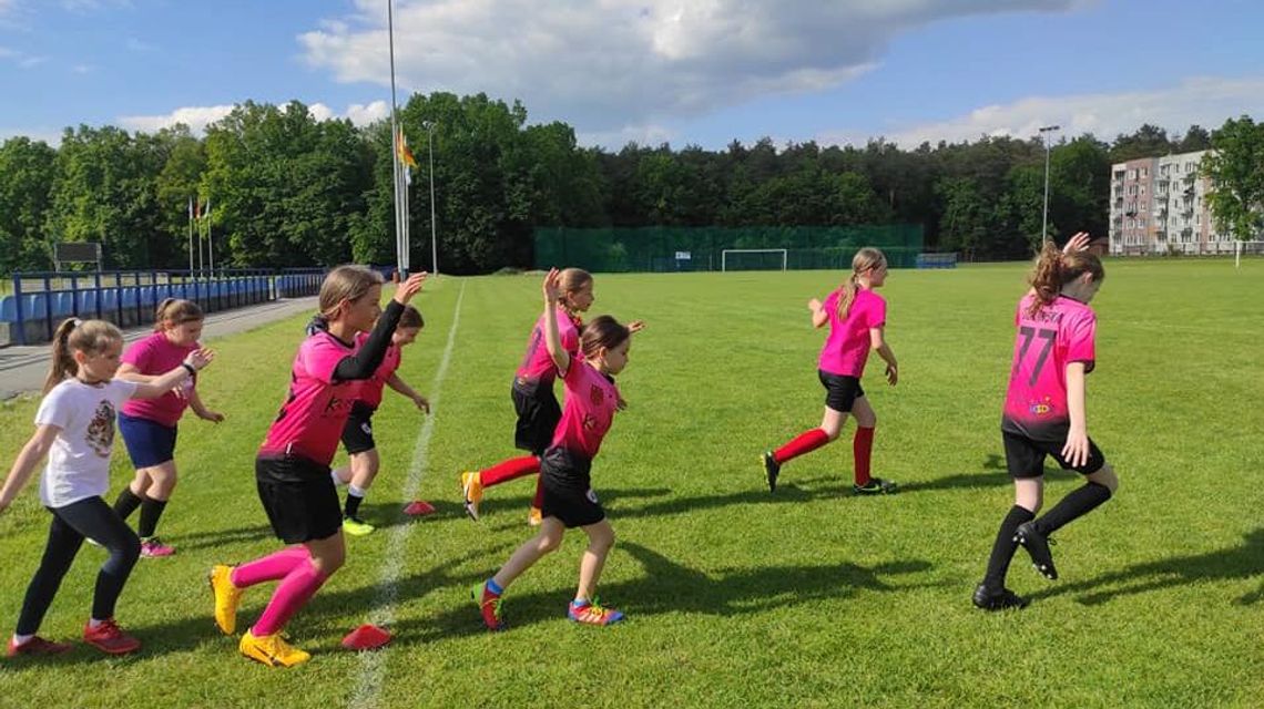 Zawodniczki Stelli Kraśnik dostaną stroje i piłki. Dzięki głośnemu skandalowi