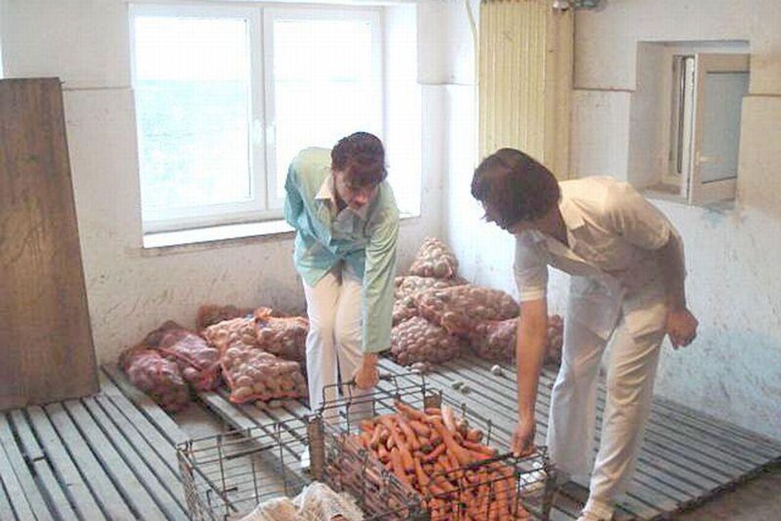 Zbierają żywność dla pacjentów szpitala we Włodawie