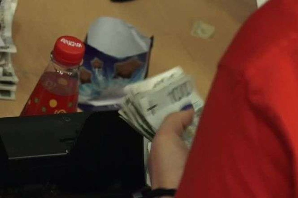 Zbierali pieniądze na WOŚP, a potem je ukradli. Rodzina skazana