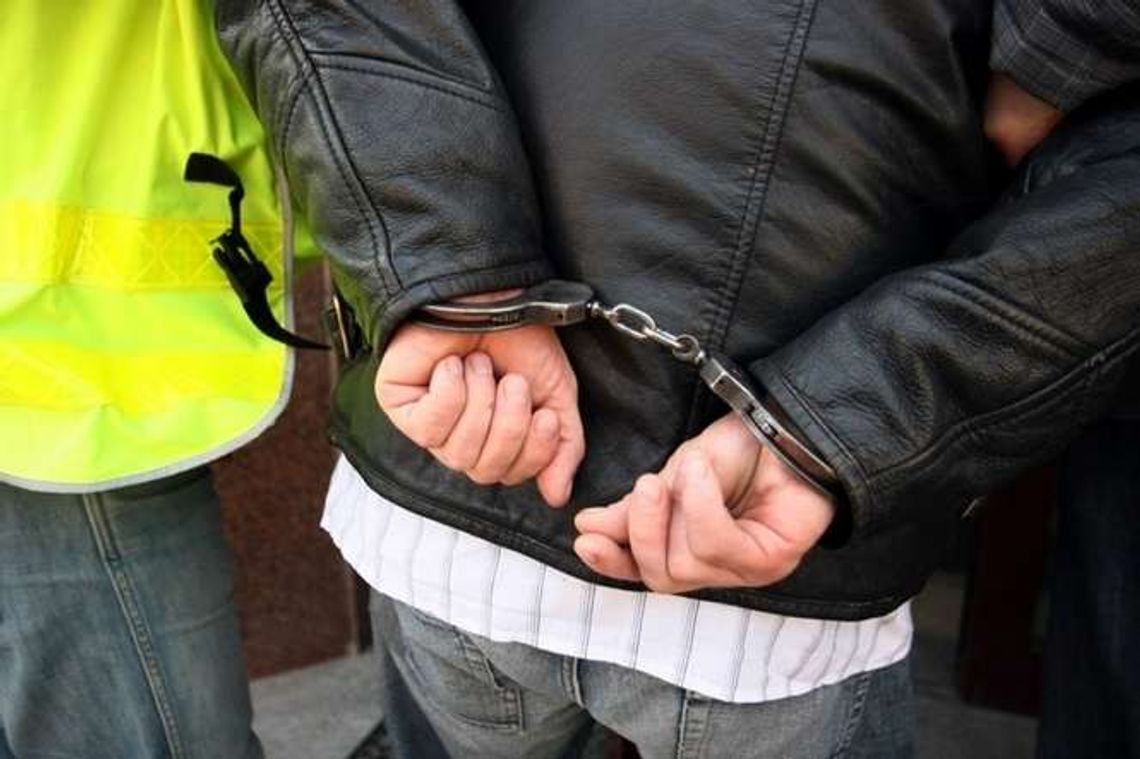 Zboczeniec atakował kobiety w ustronnych miejscach, 23-latek zatrzymany