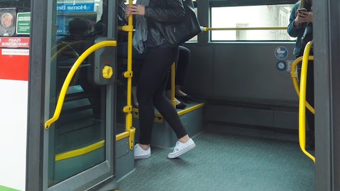 Zboczeniec z Lublina już wcześniej napastował pasażerkę w autobusie Zboczeniec z Lublina już wcześniej napastował pasażerkę w autobusie