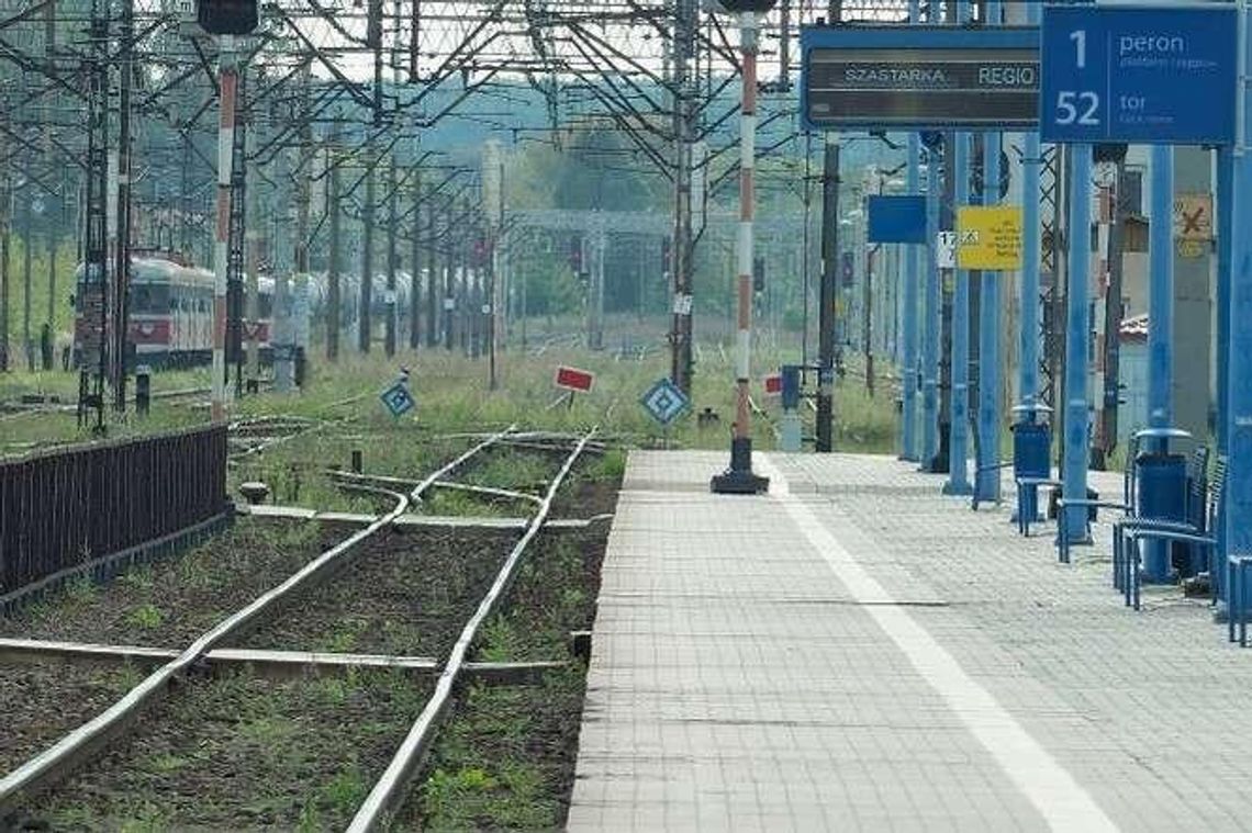 Zdemontują tory, a potem rozbiorą perony przy dworcu PKP w Lublinie