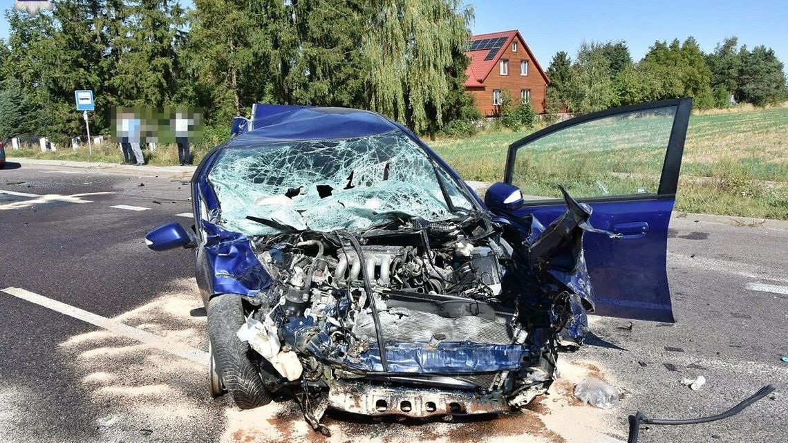 Zderzenie 5 aut na krajowej dwójce. Wiadomo, kto się zagapił Zderzenie 5 aut na krajowej dwójce. Wiadomo, kto się zagapił