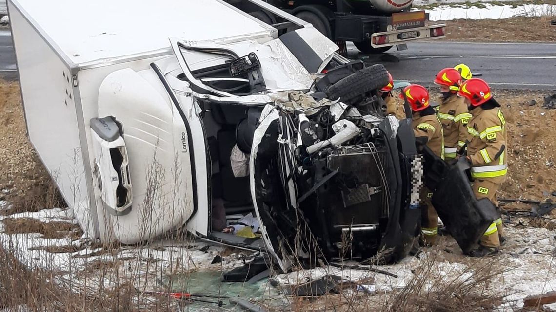 Zderzenie busa z ciężarówką. Były utrudnienia na trasie Lublin-Kraśnik