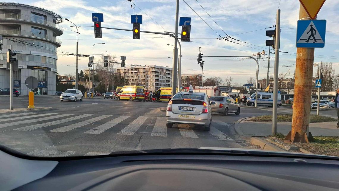 Zderzenie karetki i taksówki w Lublinie