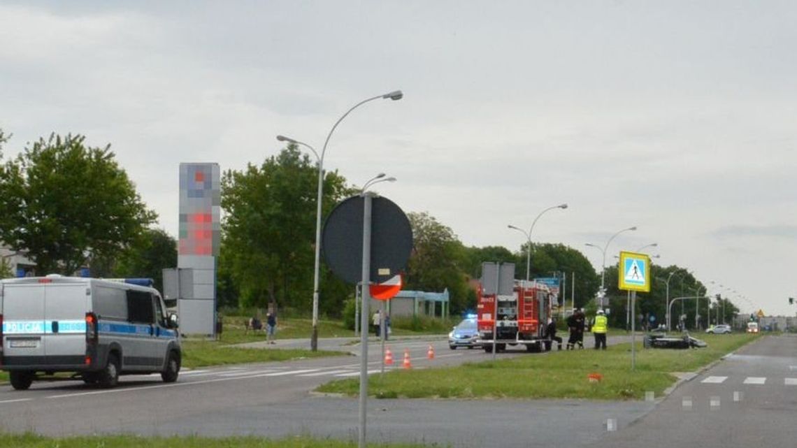 Zderzenie motocyklisty z rowerzystą. Motocykl stanął w płomieniach