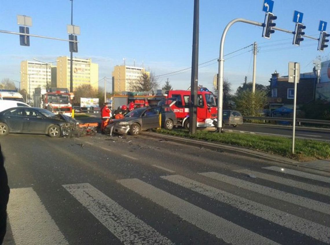 Zderzenie trzech samochodów w Lublinie. Są ranni
