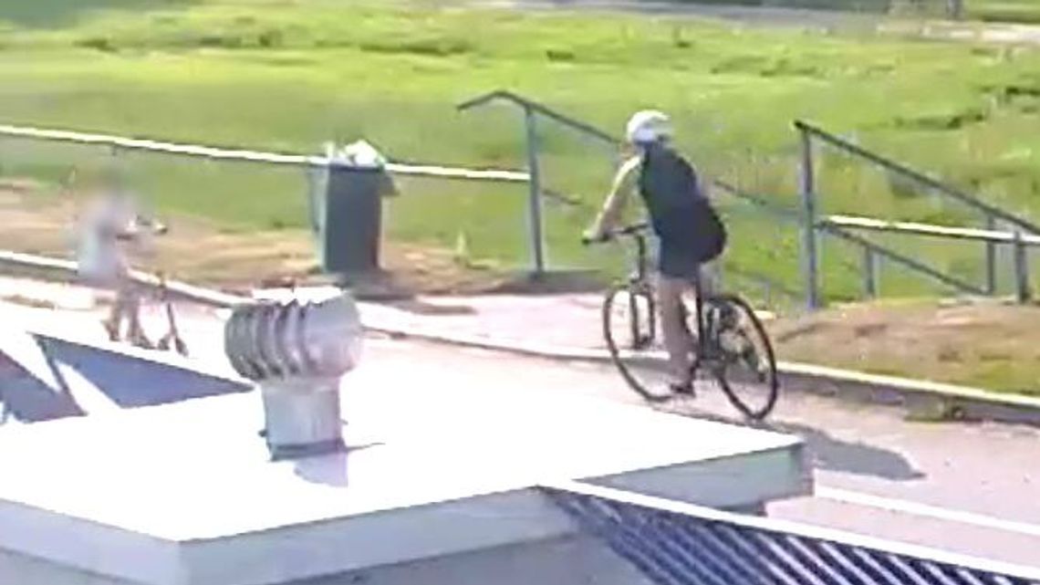 Zderzyła się z dzieckiem na hulajnodze. Szuka ją policja