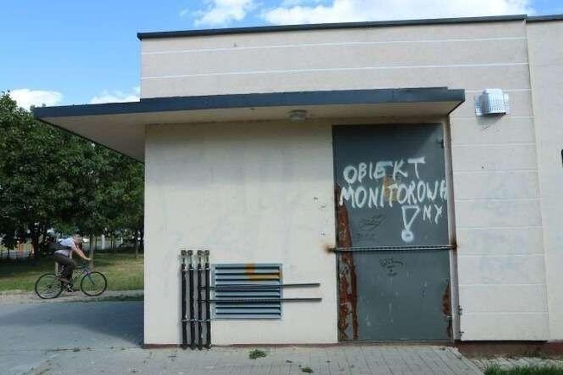 Zdewastowali podstację zasilającą sieć trolejbusową. Koszt naprawy: pół miliona zł