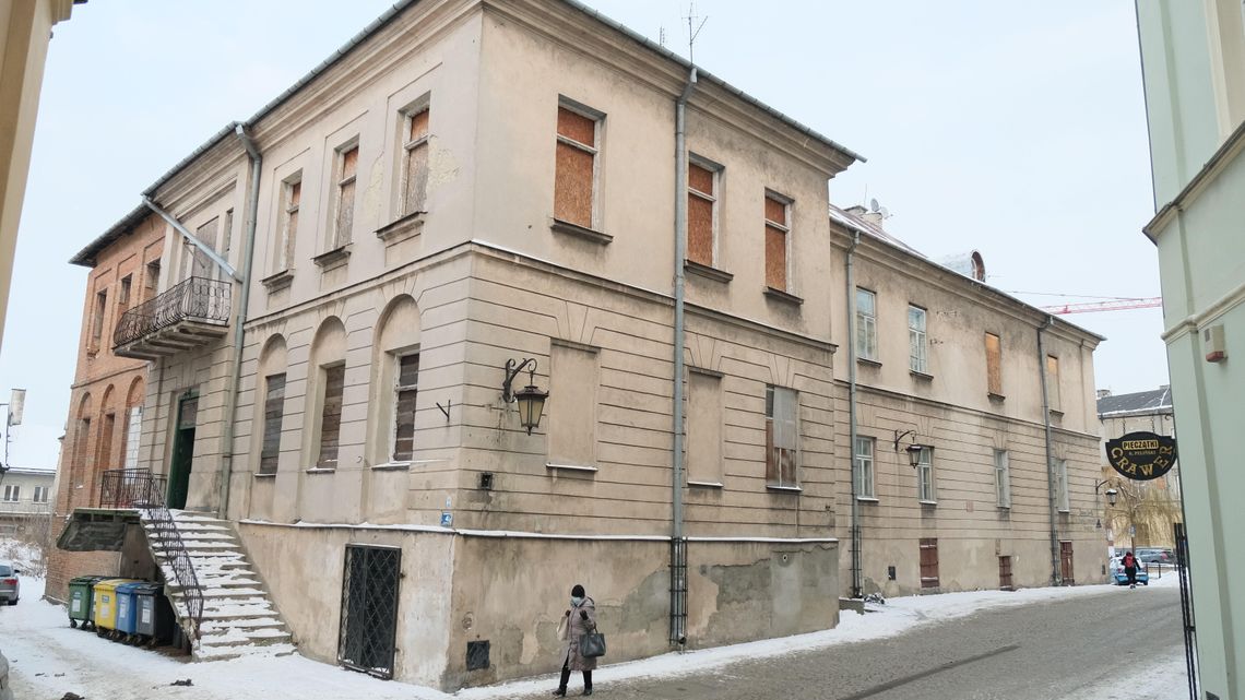 Ze staromiejskiej kamienicy trzeba przesiedlić ludzi. Jak najszybciej